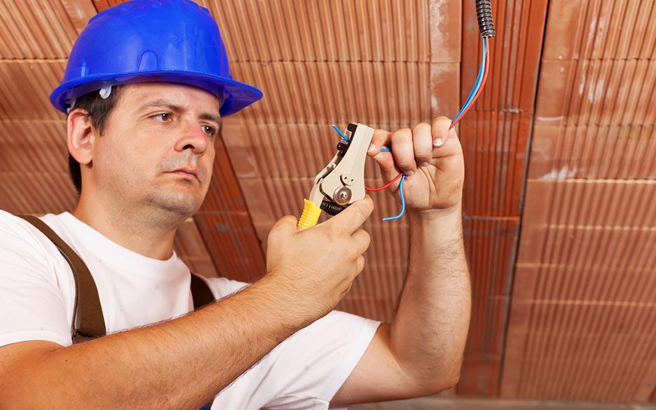 électricien installateur Évry